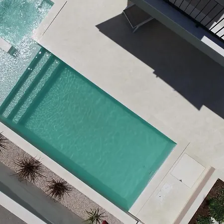 Abyss Villa *