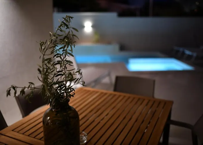 Abyss ヴィラ ザダル